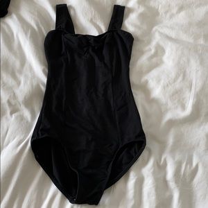 Women’s motionwear black leotard